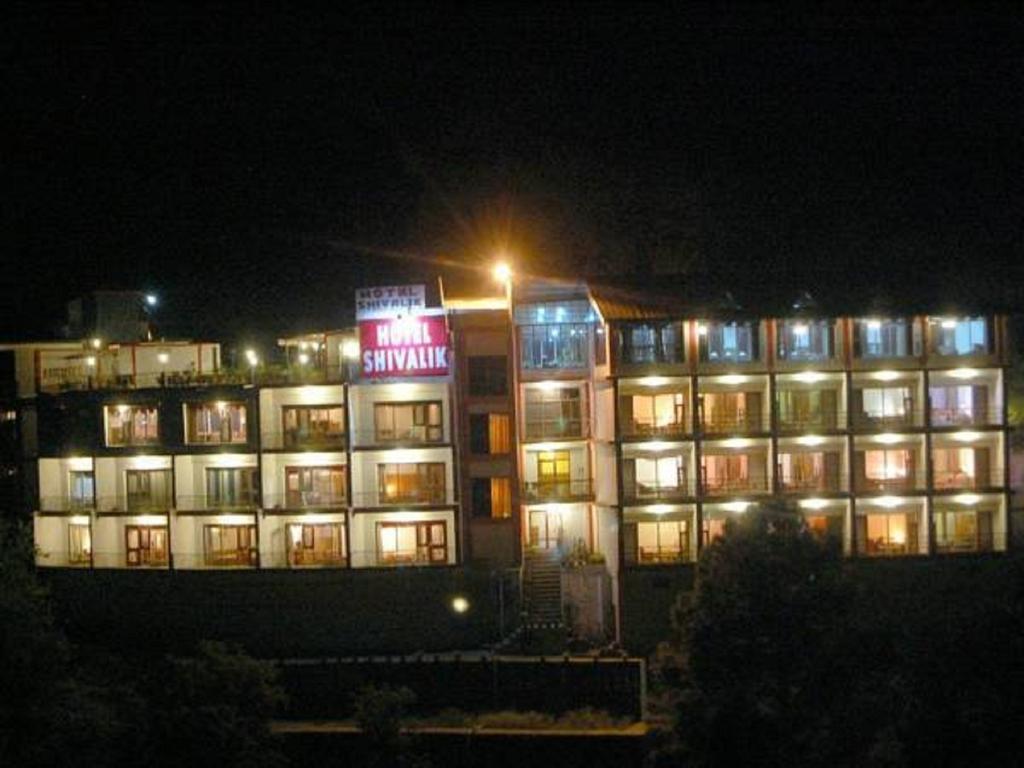 Hotel Shivalik Kasauli Zewnętrze zdjęcie